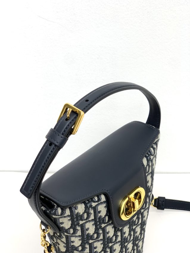 Replica Dior 30 Montaigne Amber Chain 6 Replica Dior 30 Montaigne Amber Chain - 1:1 designer replica handbag