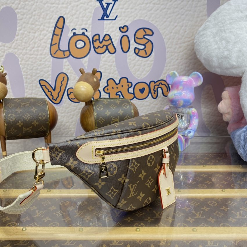 Replica Louis Vuitton Bumbag Waist Brown 2 Replica Louis Vuitton Bumbag Waist Brown - near-authentic luxury replica handbag