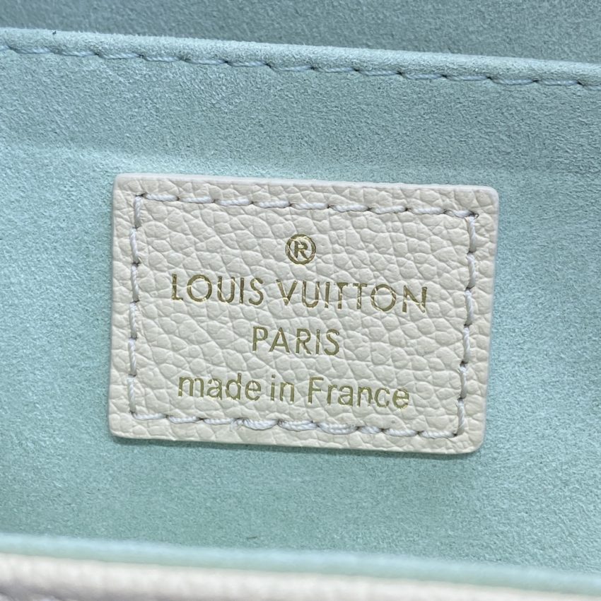 Replica Louis Vuitton Favorite White 7 Replica Louis Vuitton Favorite White - high-accuracy replica luxury purse