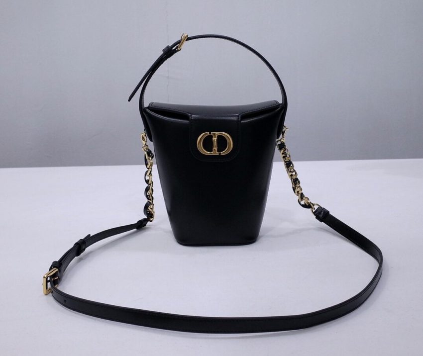 Replica Dior 30 Montaigne Amber Chain Black 1 Replica Dior 30 Montaigne Amber Chain Black - premium 1:1 fake handbag model