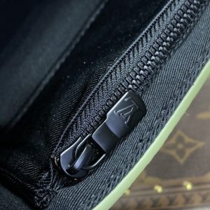 Replica Louis Vuitton Steamer Wearable Wallet 3 Replica Louis Vuitton Steamer Wearable Wallet - premium 1:1 fake handbag model