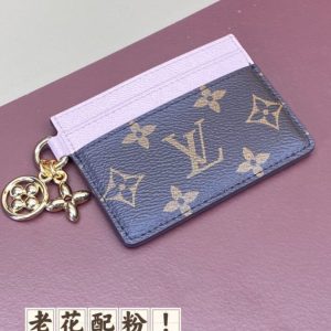 Replica Louis Vuitton Card Holder 8 Replica Louis Vuitton Card Holder - best-selling designer handbag dupe