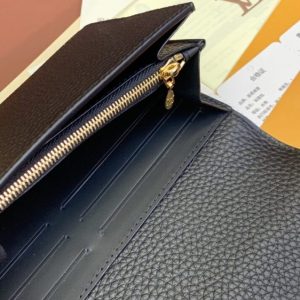 Replica Louis Vuitton Capucines Long Black 2 Replica Louis Vuitton Capucines Long Black - best quality luxury bag dupe