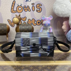 Replica Louis Vuitton Steamer Wearable Wallet II 1 Replica Louis Vuitton Steamer Wearable Wallet II - premium-grade designer purse dupe