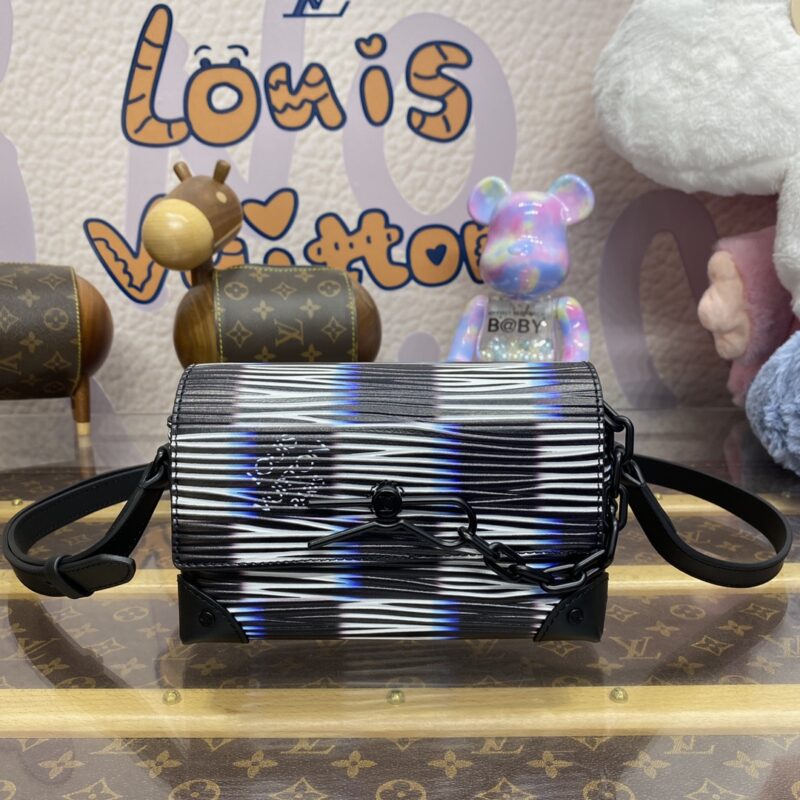 Replica Louis Vuitton Steamer Wearable Wallet II 1 Replica Louis Vuitton Steamer Wearable Wallet II - premium-grade designer purse dupe