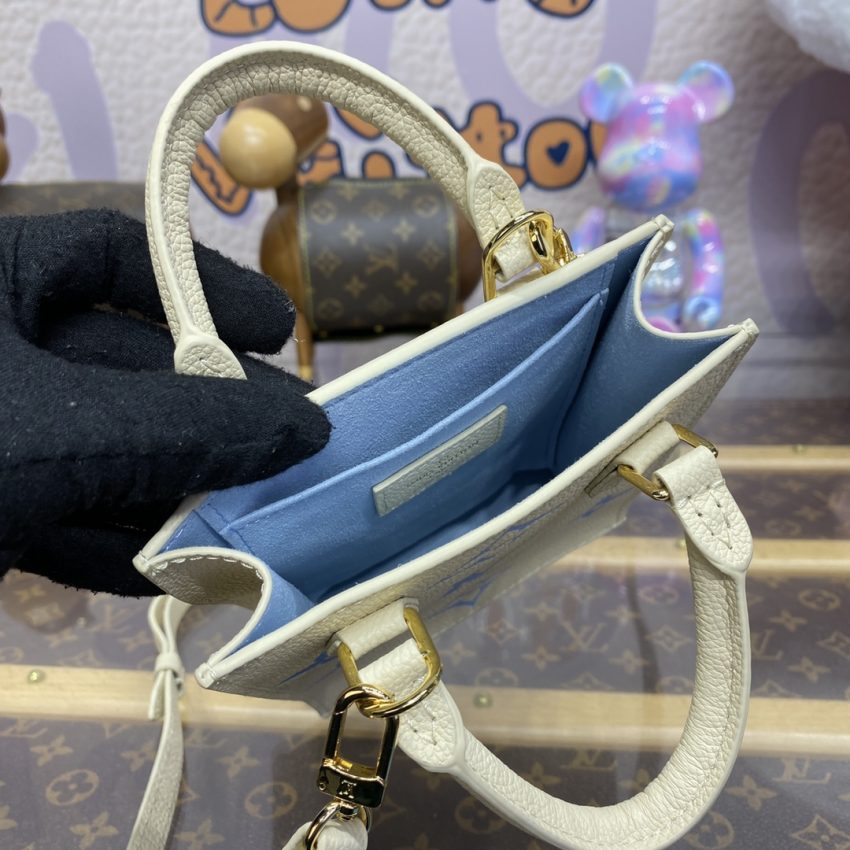 Replica Louis Vuitton Sac Plat Petit Blue 3 Replica Louis Vuitton Sac Plat Petit Blue - realistic designer-inspired fake bag