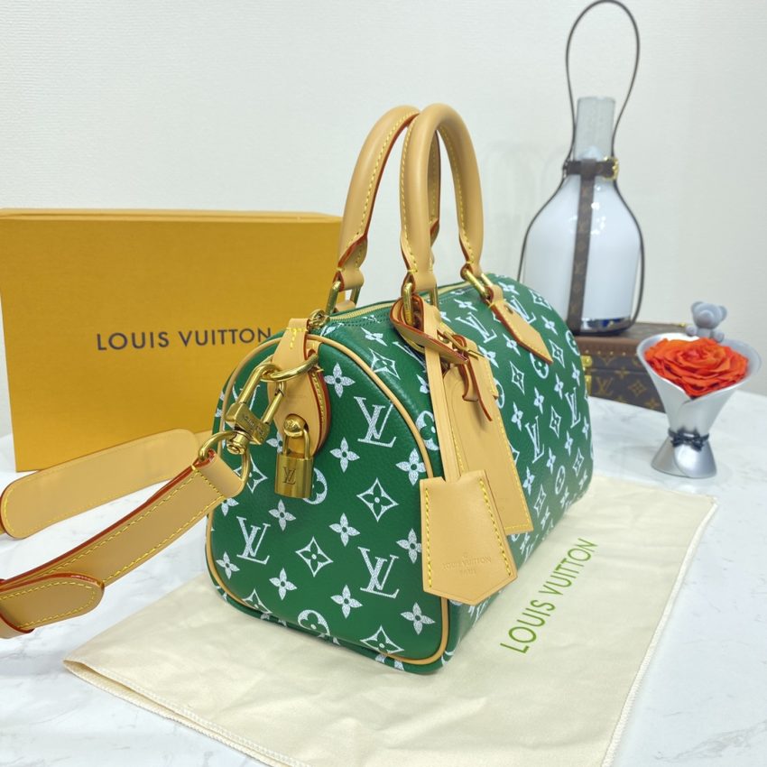 Replica Louis Vuitton Speedy P9 Bandouliere 25 Green 8 Replica Louis Vuitton Speedy P9 Bandouliere 25 Green - premium-grade designer purse dupe