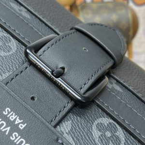 Replica Louis Vuitton Saumur Messenger Bag 5 Replica Louis Vuitton Saumur Messenger Bag - best-selling designer handbag dupe