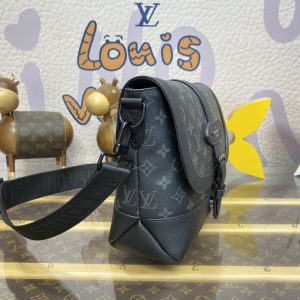 Replica Louis Vuitton Saumur Messenger Bag 9 Replica Louis Vuitton Saumur Messenger Bag - premium-grade designer purse dupe