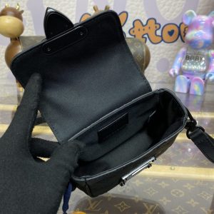 Replica Louis Vuitton Pico S-Lock 4 Replica Louis Vuitton Pico S-Lock - high-accuracy replica luxury purse