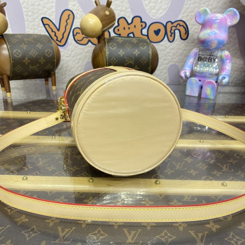 Replica Louis Vuitton Duffle Bag 4 Replica Louis Vuitton Duffle Bag - best quality luxury bag dupe