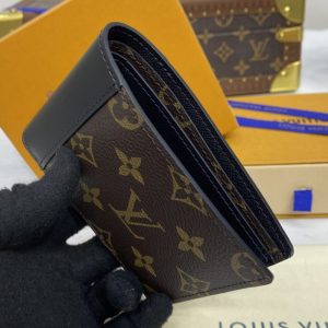 Replica Louis Vuitton Multiple Wallet 9 Replica Louis Vuitton Multiple Wallet - premium 1:1 fake handbag model