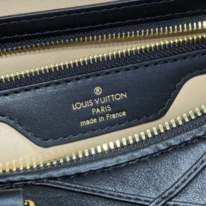 Replica Louis Vuitton Speedy Bandouliere 25 Full Black 7 Replica Louis Vuitton Speedy Bandouliere 25 Full Black - authentic-look luxury purse replica