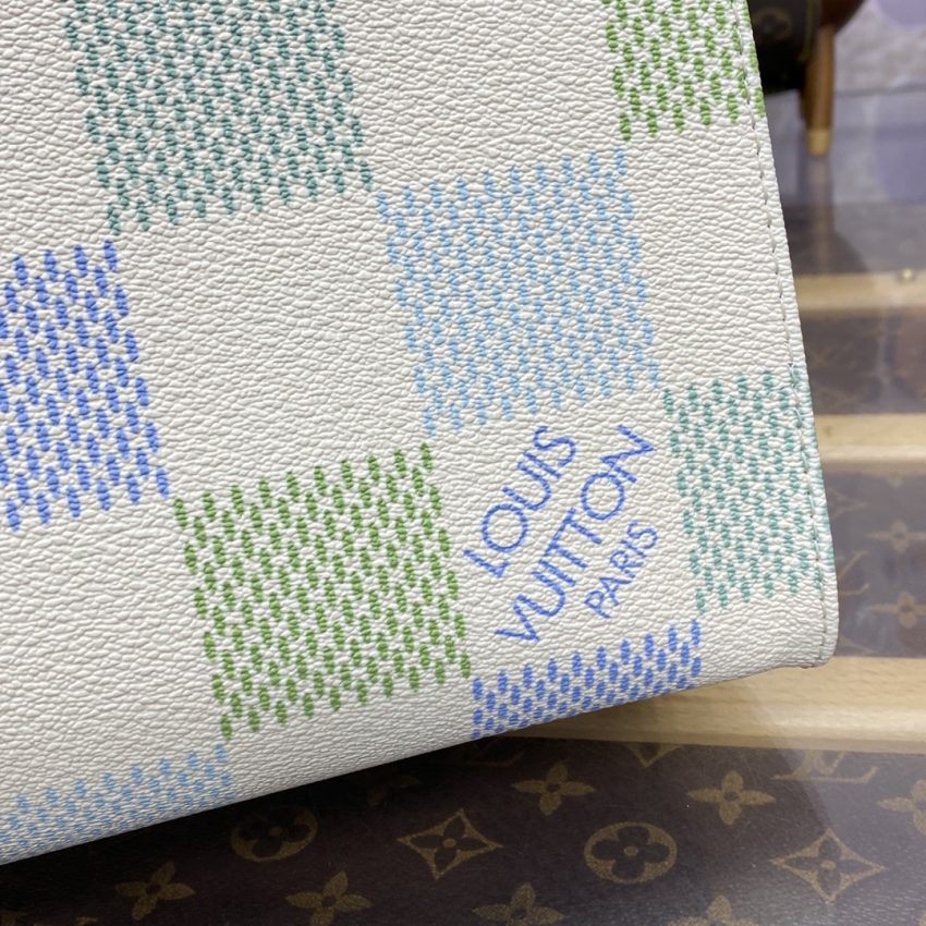 Replica LV OnTheGo Green Grid 6 Replica LV OnTheGo Green Grid - realistic designer-inspired fake bag