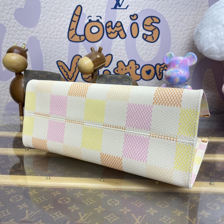 Replica LV OnTheGo Yellow 7 Replica LV OnTheGo Yellow - realistic designer-inspired fake bag