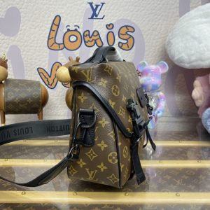 Replica Louis Vuitton Trail Messenger Bag 4 Replica Louis Vuitton Trail Messenger Bag - top-tier luxury replica shoulder bag