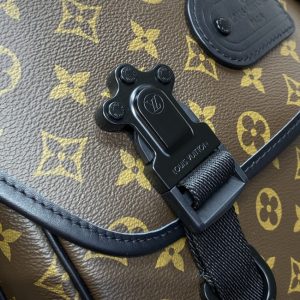 Replica Louis Vuitton Trail Messenger Bag 6 Replica Louis Vuitton Trail Messenger Bag - premium 1:1 fake handbag model