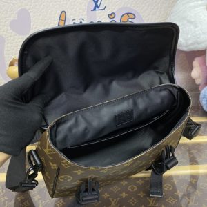 Replica Louis Vuitton Trail Messenger Bag 8 Replica Louis Vuitton Trail Messenger Bag - high-accuracy replica luxury purse