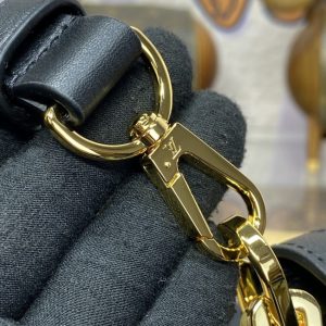 Replica Louis Vuitton Dauphine MM Black 8 Replica Louis Vuitton Dauphine MM Black - high-accuracy replica luxury purse