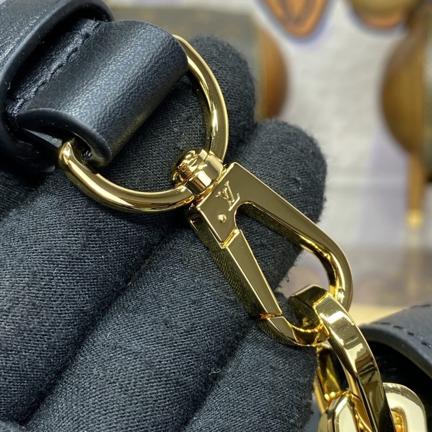 Replica Louis Vuitton Dauphine MM Black 8 Replica Louis Vuitton Dauphine MM Black - high-accuracy replica luxury purse