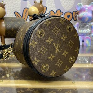 Replica Louis Vuitton Canoé Bucket Bag 9 Replica Louis Vuitton Canoé Bucket Bag - realistic designer-inspired fake bag