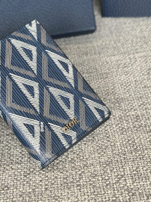 Replica Dior Bi Fold Card Holder 4 Colors 7 Replica Dior Bi Fold Card Holder 4 Colors - high-quality designer bag clone