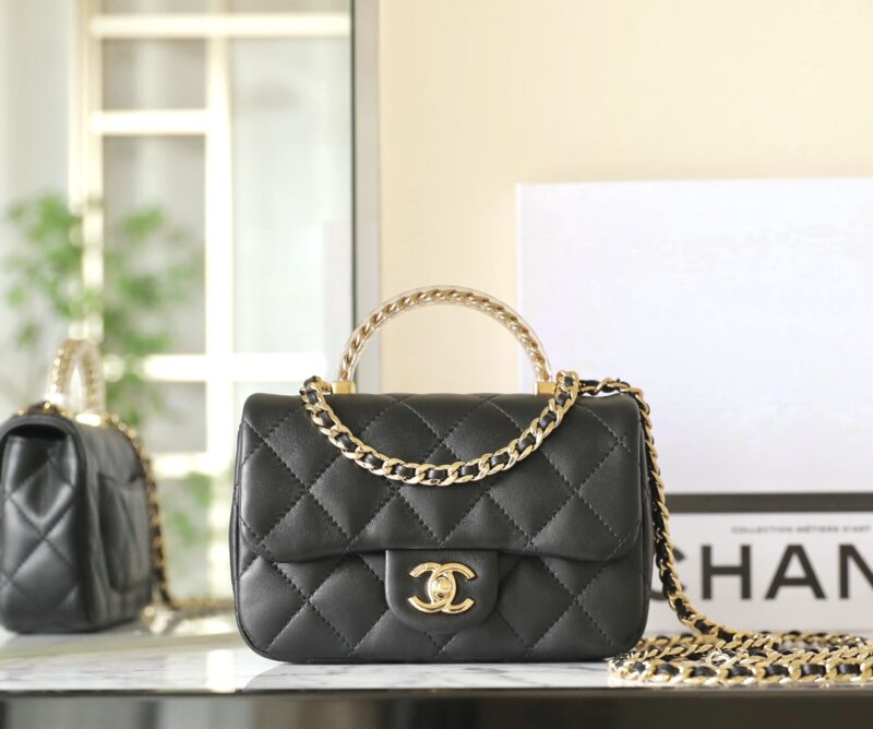 Replica CHANEL CF 19 cm Handle Black 1 Replica CHANEL CF 19 cm Handle Black - top-rated replica designer bag