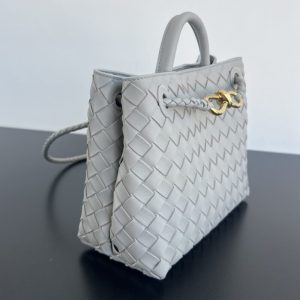 Replica Bottega Veneta Andiamo 2 Replica Bottega Veneta Andiamo - ultra-realistic fake designer tote