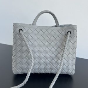 Replica Bottega Veneta Andiamo 5 Replica Bottega Veneta Andiamo - best-selling designer handbag dupe