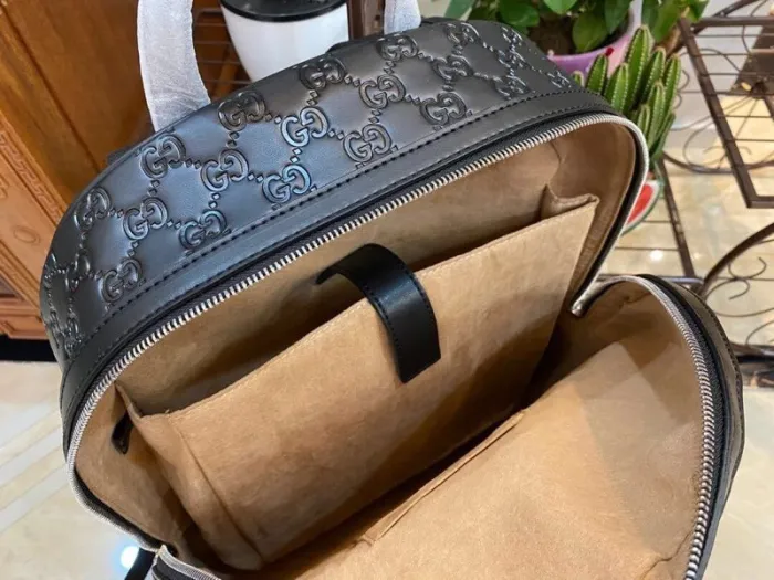 Replica GUCCI MEDIUM GG BACKPACK WITH TAG 6 Replica GUCCI MEDIUM GG BACKPACK WITH TAG - high-quality designer bag clone