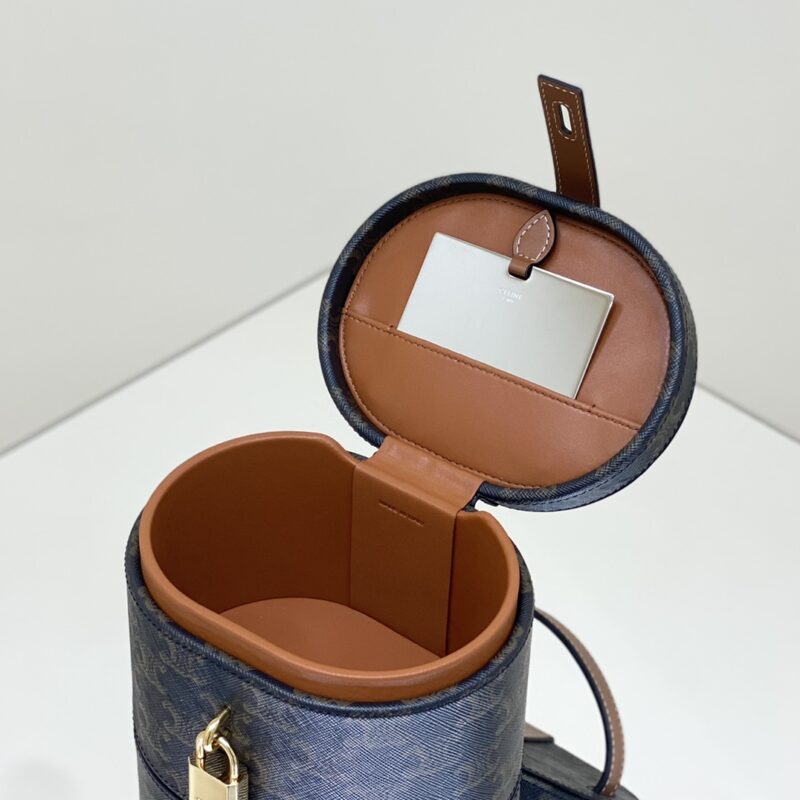 Replica Celine Triomphe Moonlight Box 9 Replica Celine Triomphe Moonlight Box - near-authentic luxury replica handbag