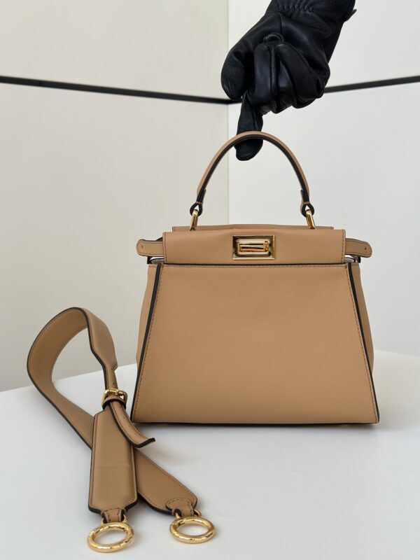 Replica Fendi Peekaboo Large Light Brown 1 Replica Fendi Peekaboo Large Light Brown - high-end fake designer purse