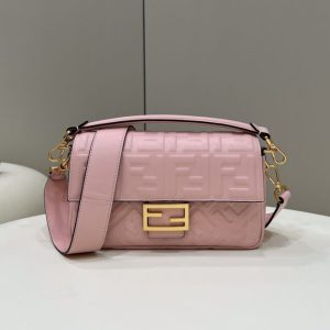 Replica Fendi Baguette Pink 1 Replica Fendi Baguette Pink - ultra-realistic fake designer tote