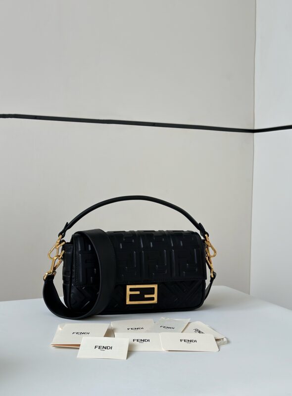 Replica Fendi Baguette Black 1 Replica Fendi Baguette Black - high-accuracy replica luxury purse