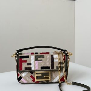 Replica Fendi Baguette Small Beige 2 Replica Fendi Baguette Small Beige - best-selling designer handbag dupe