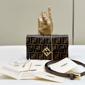 Replica Fendi Baguette Wallet on Chain 1 Replica Fendi Baguette Wallet on Chain - 1:1 designer replica handbag