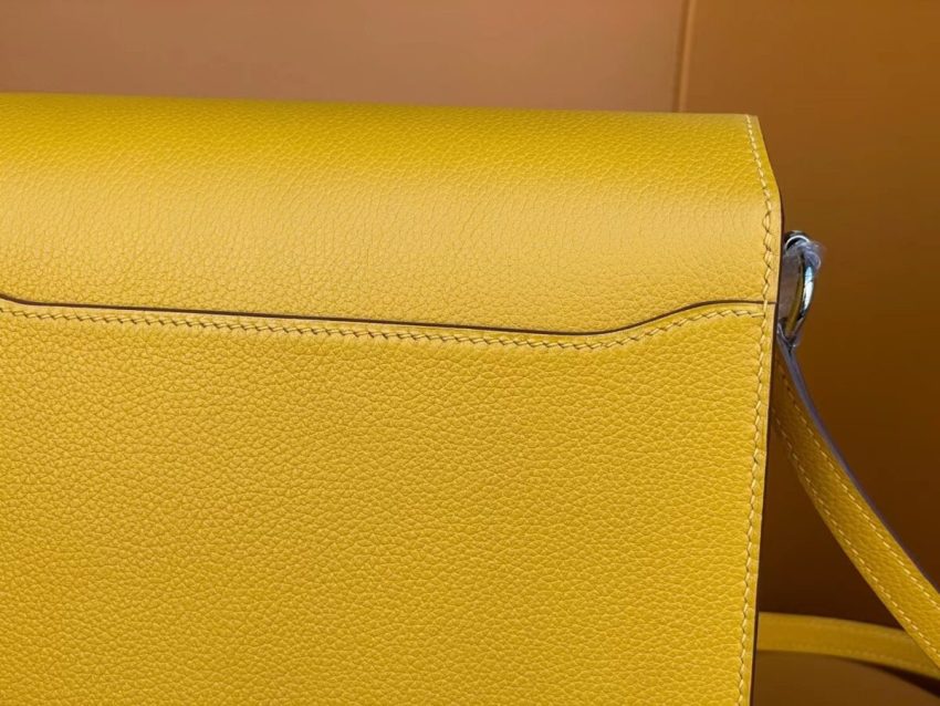 Replica Hermes Sac Roulis Yellow 6 Replica Hermes Sac Roulis Yellow - top-tier luxury replica shoulder bag