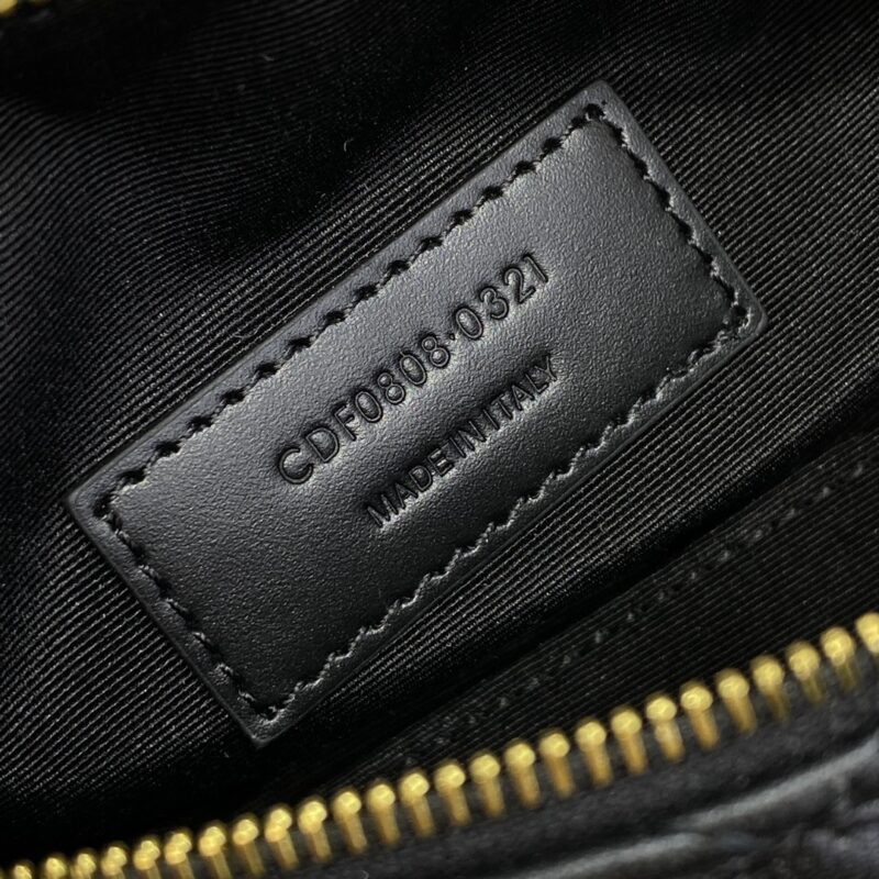 Replica YSL Tube Black 2 Replica YSL Tube Black - premium 1:1 fake handbag model