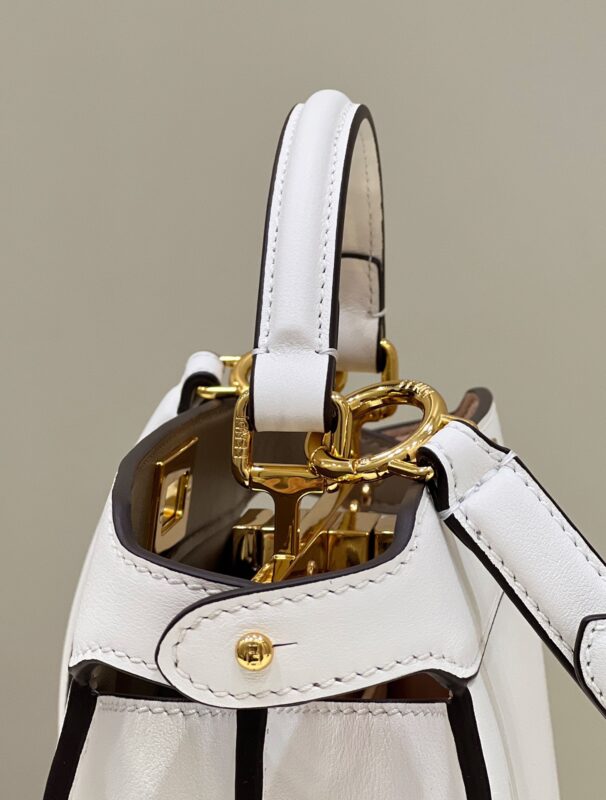 Replica Fendi Peekaboo Medium White 2 Replica Fendi Peekaboo Medium White - 1:1 designer replica handbag