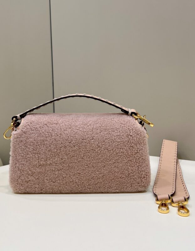 Replica Fendi Baguette Pink Wool 2 Replica Fendi Baguette Pink Wool - high-accuracy replica luxury purse