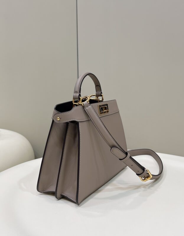 Replica Fendi Peekaboo Medium Beige 2 Replica Fendi Peekaboo Medium Beige - premium 1:1 fake handbag model