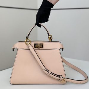 Replica Fendi Peekaboo Medium Pink 2 Replica Fendi Peekaboo Medium Pink - high-end fake designer purse