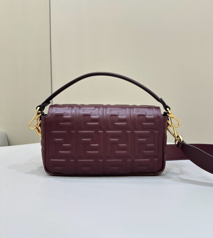Replica Fendi Baguette Bordeaux 2 Replica Fendi Baguette Bordeaux - high-quality designer bag clone