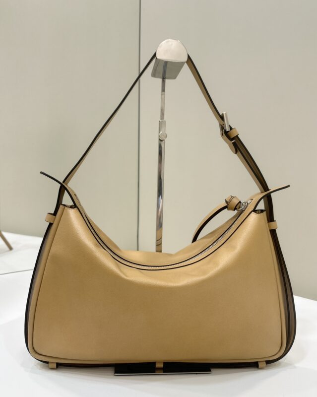 Replica Fendi Simply Brown 3 Replica Fendi Simply Brown - premium 1:1 fake handbag model