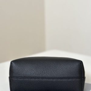 Replica Fendi By The Way Black 3 Replica Fendi By The Way Black - authentic-look luxury purse replica
