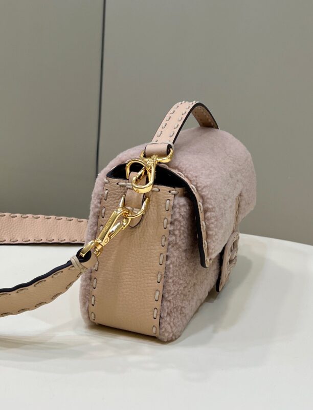 Replica Fendi Baguette Pink Wool 3 Replica Fendi Baguette Pink Wool - elite superclone designer purse