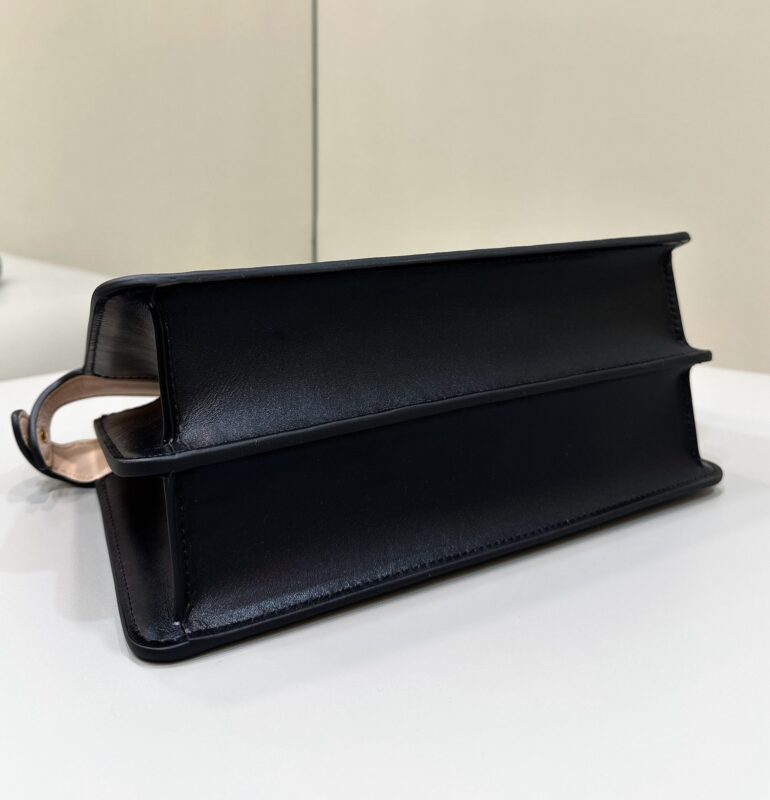 Replica Fendi Peekaboo Large Black 3 Replica Fendi Peekaboo Large Black - best quality luxury bag dupe