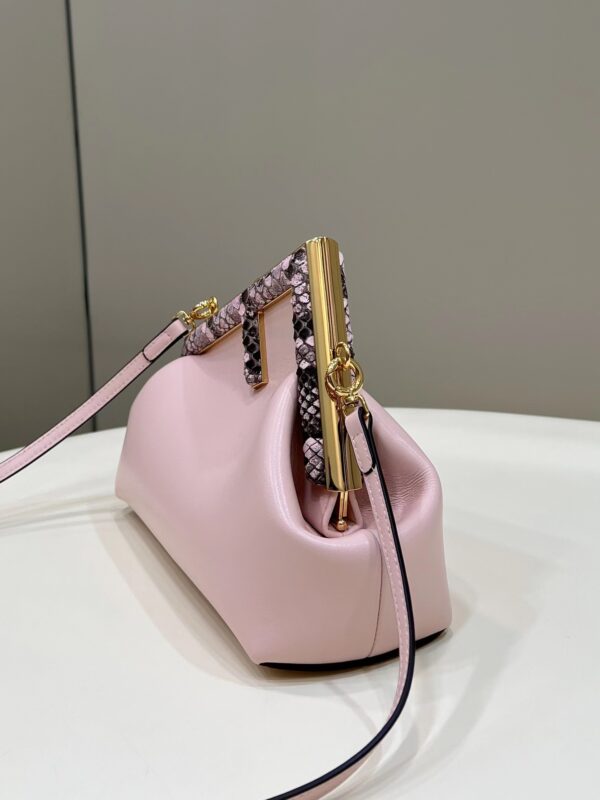 Replica Fendi First Pink Python 3 Replica Fendi First Pink Python - ultra-realistic fake designer tote