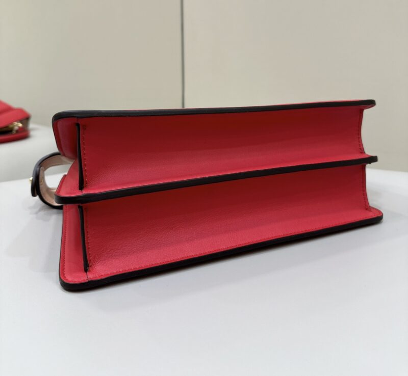 Replica Fendi Peekaboo Large Red 3 Replica Fendi Peekaboo Large Red - premium-grade designer purse dupe