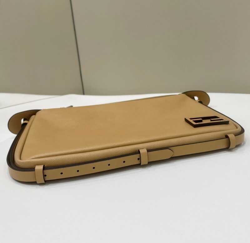 Replica Fendi Simply Brown 4 Replica Fendi Simply Brown - premium 1:1 fake handbag model